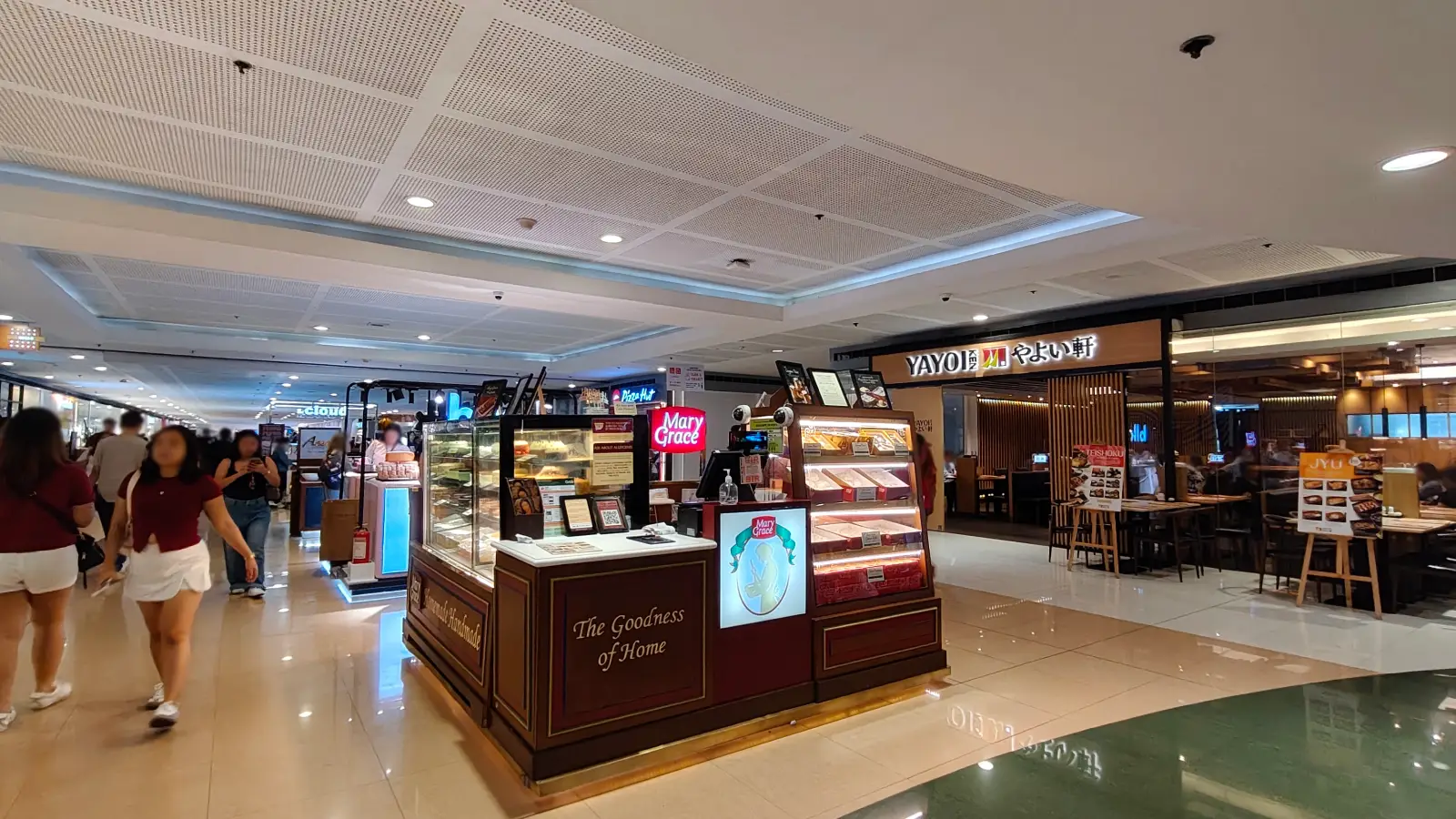 MARY GRACE in SM Megamall